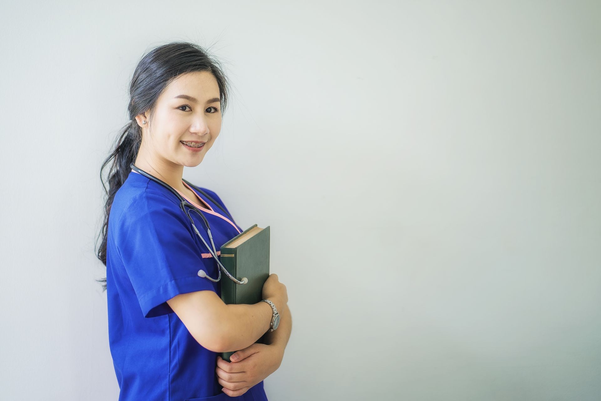 Young asian woman is going to nursing school